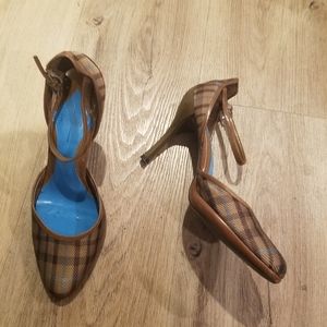 Linea Paolo Brown Plaid Print Heels 6
